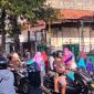 Di Bawah Komando Bunda Fitri, Srikandi PKB Sumenep Terus Bergerak Menebar Manfaat untuk Bangsa, Sabtu sore 30 Maret 2024 di Depan Kantor PKB setempat (Foto : nolesa.com) 