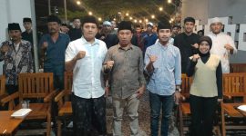 Jayus Salam, S.IP foto bersama usai acara PMII Talk dan Bukber di Lapota Caffe Telang, Bangkala, Kamis, 4/4/2024 (Foto: istimewa/nolesa.com) 