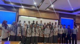 SMA UII Bersama Dosen FBSB UNY Lakukan Penguatan Literasi Teks Sastra (Foto: nolesa.com) 