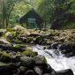 Jalan menuju Wisata Curug Cilengkarang (Foto: Ridwan Fathurokhman) 
