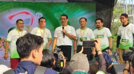 Mentan RI Andi Amran Sulaiman saat menghadiri festival pangan nusantara yang diselenggarakan oleh Badan Pangan Nasional (National Food Agency/NFA) di Gelora Bung Karno (GBK) Jakarta, Minggu 28/7/2024 (foto: infopublik) 