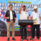 Bupati Sumenep, Dr. H. Achmad Fauzi Wongsojudo membuka Festival Olahraga Pelajar (FOP) 2024 di Gor A. Yani Panglegur, Selasa 10/9/2024 (foto: ist) 