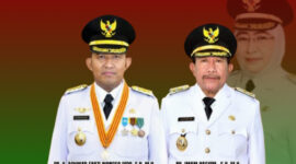 Kolase foto Bupati Fauzi dan Wakil Bupati Kiai Imam Hasyim, serta mantan Wakil Bupati Sumenep, Hj. Dewi Khalifah 