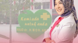 Dokter spesialis dermatovenereologi dan estetika RSUD dr. Moh. Anwar Sumenep, dr. Susanti Rosmala Dewi, Sp.DVE.