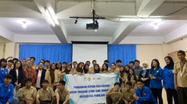Kegiatan PKM oleh dosen dan mahasiswa Prodi Ilmu Komunikasi Unpam di SMK Sasmita Jaya 1 (for NOLESA.COM) 