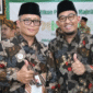 Direktur Utama BPRS Bhakti Sumekar, H. Hairil Fajar bersama Bupati Dr. H. Achmad Fauzi Wongsojudo dalam sebuah acara (foto: ist) 