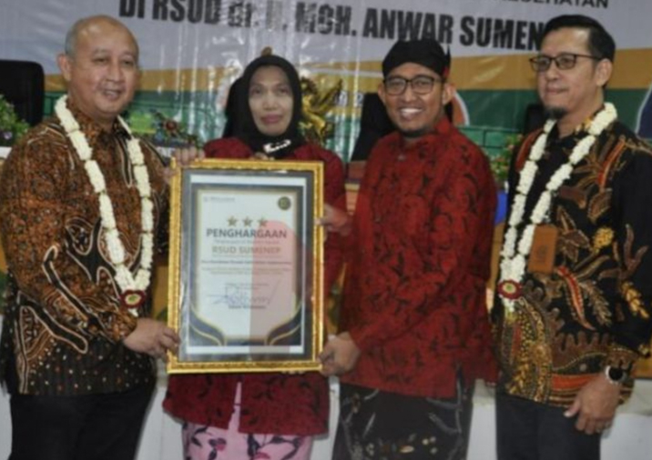 Rumah Sakit Umum Daerah (RSUD) dr. H. Moh. Anwar Sumenep, Madura, Jawa Timur, mendapat Penghargaan Bintang Tiga dari BPJS Kesehatan