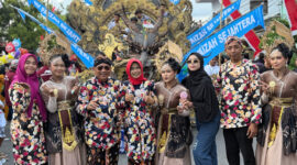 CV Faizah Sejahtera Turut Meriahkan Karnaval Budaya HUT ke-80 RI Kecamatan Ganding, Sumenep, Selasa, 19/8/2025 (for NOLESA.COM) 