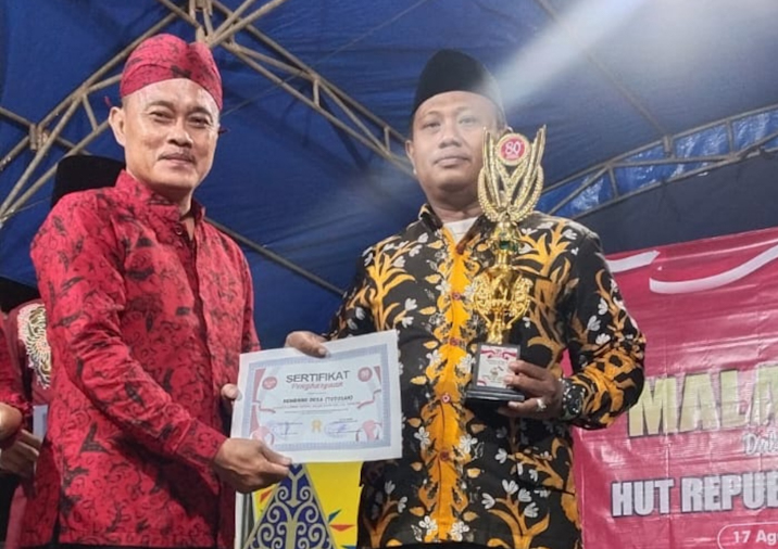 Desa Totosan Raih Juara 2 Yel-yel Gerak Jalan HUT RI 2025 Tingkat Kecamatan (foto: for NOLESA.COM) 