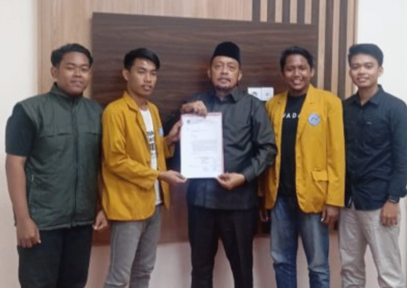 DPRD Sumenep Dorong Aspirasi Mahasiswa Unija (foto: IST)