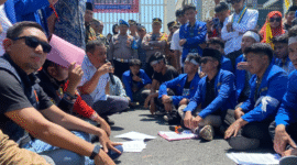 DPRD Sumenep temui massa aksi PMII (foto: IST)
