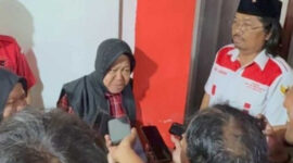 Ketua Baguna PDI Perjuangan Tri Rismaharini saat ditemui media di Kantor PDIP Kota Surabaya, Minggu 28/9/2025 (foto: ist) 