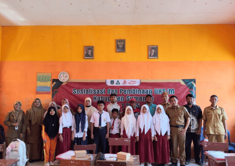 Pemkab Sumenep menggelar Sosialisasi dan Pembinaan Unit Kesehatan Sekolah (UKS) 2025 untuk meningkatkan kualitas layanan kesehatan di lingkungan pendidikan, Kamis, 30/7/2025 (Foto: Ist)