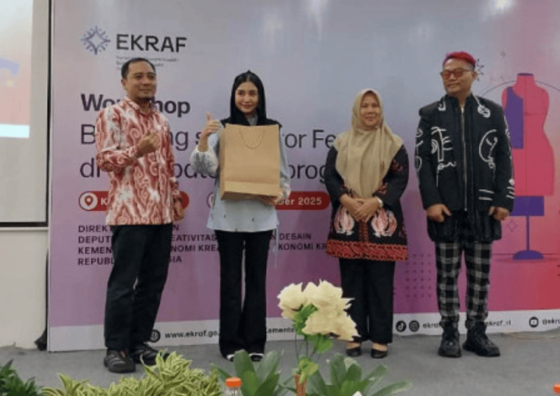 Novita Hardini saat menghadiri workshop bertajuk Branding Subsektor Fesyen di Kabupaten Ponorogo, Sabtu, 13/12/2025 (Foto: Ist)