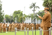 Wakil Bupati Sumenep, KH Imam Hasyim memimpin Apel Gabungan (Foto: Ist)