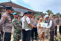 Baznas Sumenep Bantu Perbaikan Rumah Korban Puting Beliung (Foto: Ist)