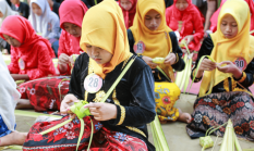 Rawat Warisan Budaya, Pemkab Sumenep Gelar Festival Ketupat