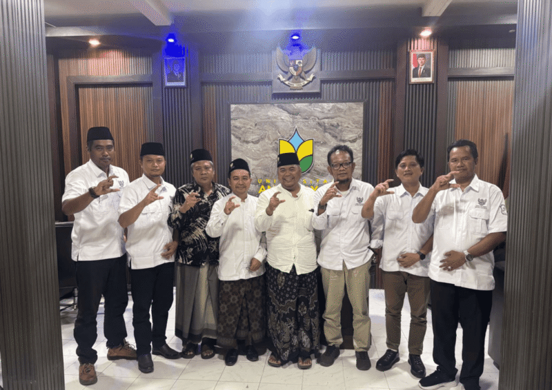 Bersama Universitas Annuqayah KI Sumenep Komitmen Perkuat Kemitraan Keterbukaan Informasi Publik (Foto: Istimewa)