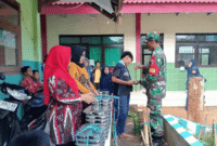 Babinsa Koramil Dasuk Kawal Distribusi MBG, Rabu, 22/4/2026 (Foto: Istimewa)