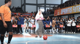 Novita Hardini hadiri UPRINTIS Futsal League 2026 (Foto: Istimewa)