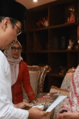 Sekolah Rakyat Banyuwangi Capai 75 Persen, Bupati Ipuk Bawa Kabar Baik Saat Bertemu Mensos