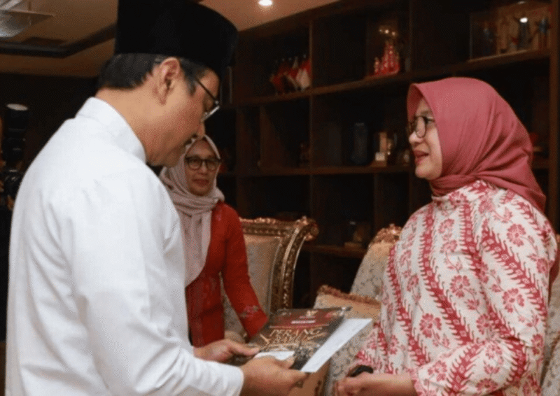 Bupati Banyuwangi, Ipuk Fiestiandani bertemu Menteri Sosial RI, Saifullah Yusuf, di Kantor Kementerian Sosial, Kamis, 18/6/2026 (Foto: Istimewa)