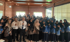 Tingkatkan Literasi Siswa, PBSI UNY Latih Guru SMP Kulon Progo Susun Perangkat Pembelajaran Berbasis Deep Learning