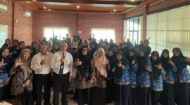 Tingkatkan Literasi Siswa, PBSI UNY Latih Guru SMP Kulon Progo Susun Perangkat Pembelajaran Berbasis Deep Learning