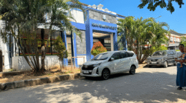 Sebagian halaman RSUD Moh. Anwar Sumenep terlihat bersih dan sejuk (Foto: NOLESA.COM)