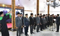 Lantik 25 Pejabat Administrator, Bupati Fauzi Minta ASN Tingkatkan Kinerja dan Percepat Program Prioritas