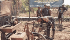 TNI AD Tembus Pulau Raas, Sumur Bor Jadi Harapan Baru Warga Karang Nangka (Foto: Istimewa)