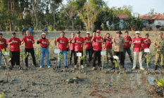 Pemkab Apresiasi Gerakan JMSI Sumenep Tanam 1.500 Pohon Mangrove di Pantai Matahari
