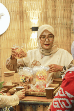 Ketua TP PKK Sumenep Dorong Madura Night Vaganza Jadi Panggung UMKM Perempuan