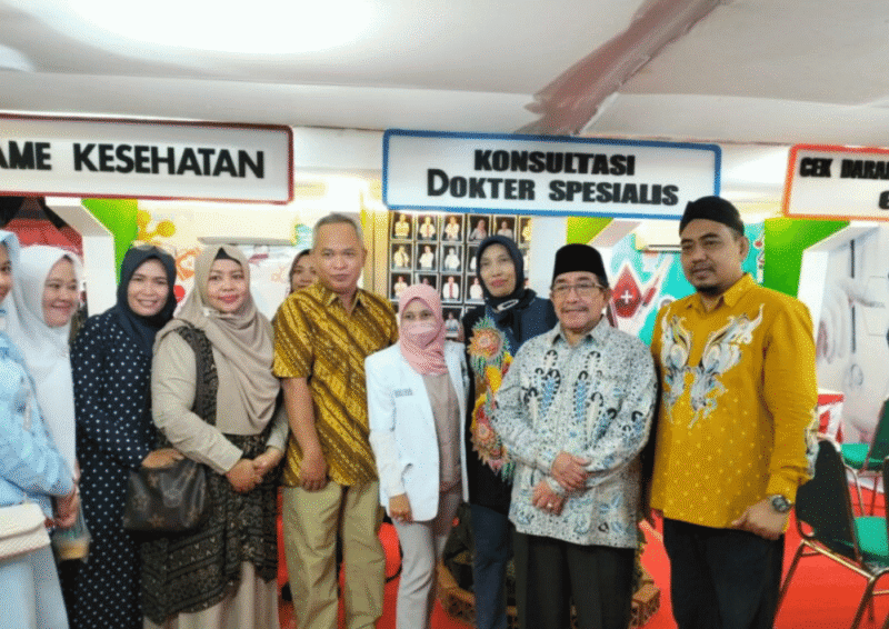 Wabup Sumenep mengunjungi stan RSUD Moh Anwar di MCF 2026 (Foto: Istimewa)