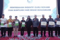 Bupati Ipuk Perkuat Pendidikan Spiritual Lewat Insentif Guru Rohani (Foto: Istimewa)