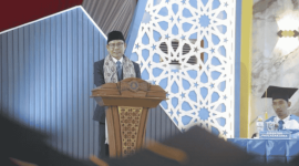 Menteri Koordinator Bidang Pemberdayaan Masyarakat Abdul Muhaimin Iskandar atau Gus Muhaimin, sambutan di acara Wisuda ke-35 Universitas Ibrahimy di Pondok Pesantren Salafiyah Syafi’iyah Sukorejo (Foto: Istimewa)