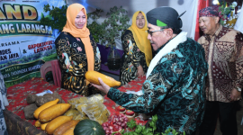 Wakil Bupati Sumenep KH Imam Hasyim saat menghadiri Festival Tani Ganding 2026  (Foto: Istimewa)