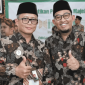 Direktur Utama BPRS Bhakti Sumekar bersama Bupati Sumenep dalam sebuah acara (Foto: NOLESA.COM)