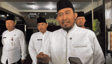 Bupati Fauzi saat diwawancarai awak media usai apel HSN 2026 (Foto: NOLESA.COM)