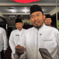 Bupati Fauzi saat diwawancarai awak media usai apel HSN 2026 (Foto: NOLESA.COM)