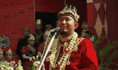 Pemkab Sumenep Lestarikan Budaya Lewat Baju Adat Keraton